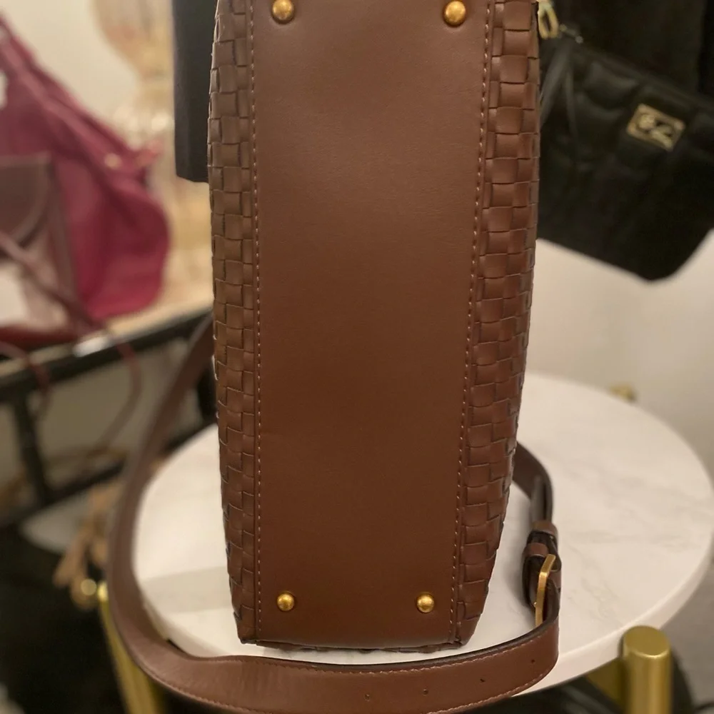 Guess Dark Brown Woven Shoulder Bag - Picture 2 of 5